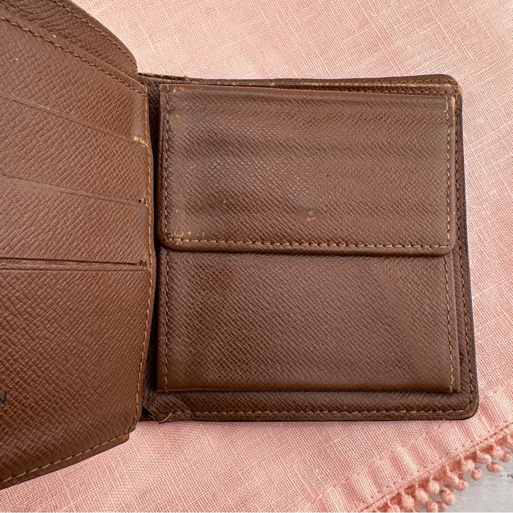 AUTHENTIC Louis Vuitton wallet or credit card holder. Canvas monogram. - Picture 10 of 14